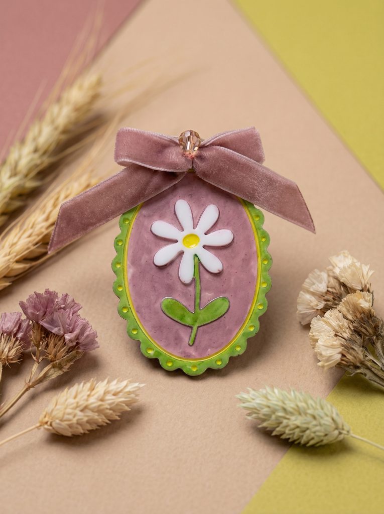 Handgemachte Blumenbrosche, Verspielter Gänseblümchen-Anstecker,